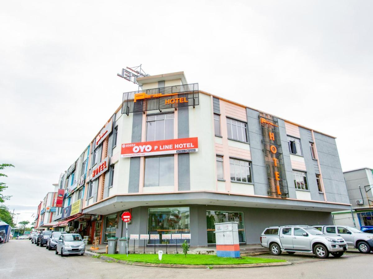Oyo 89652 P Line Hotel Джохор-Бару Екстер'єр фото